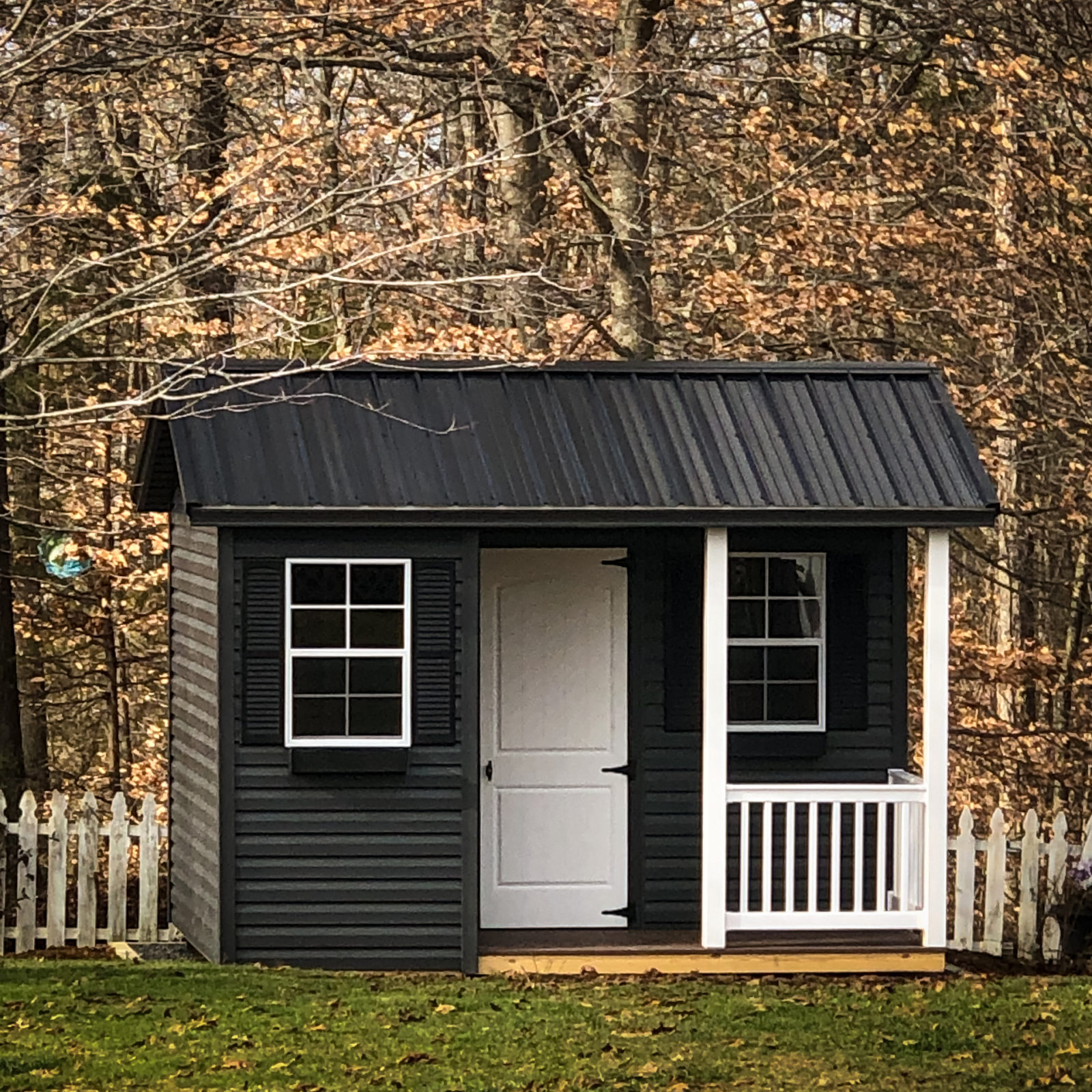 exterior of small rent to own cabin for sale near KY and TN