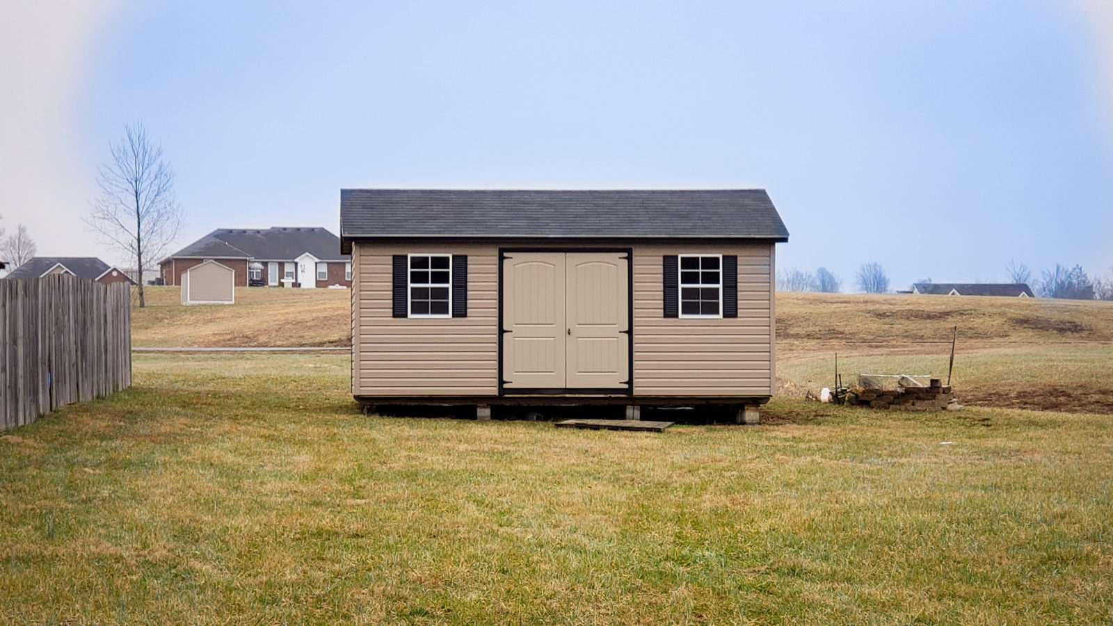 exterior of backyard office pods for sale in KY and TN