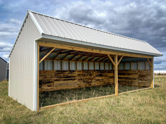 A metal horse run-in shed sold in Kentucky